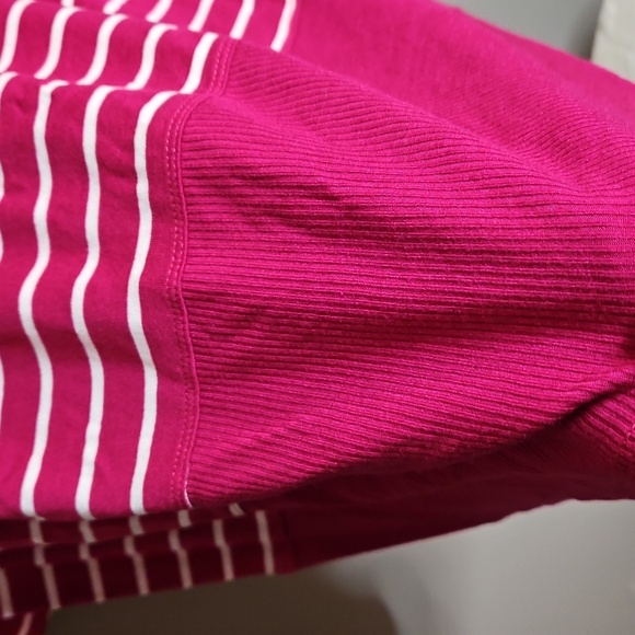 Plus size light weight top - Picture 5 of 7